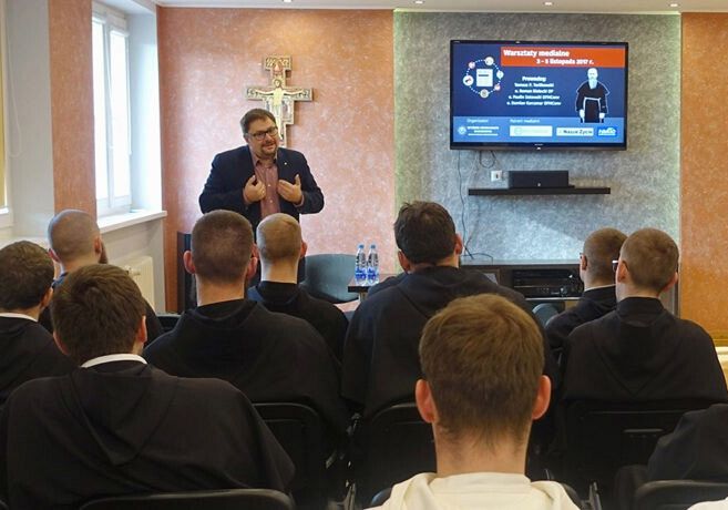 Grafika: Warsztaty medialne