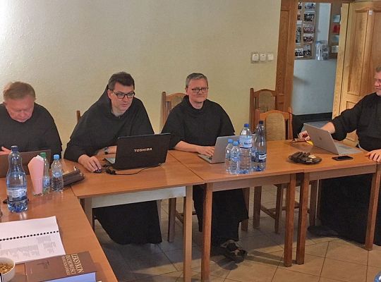 Grafika #3: Debata o zmianach w konstytucjach