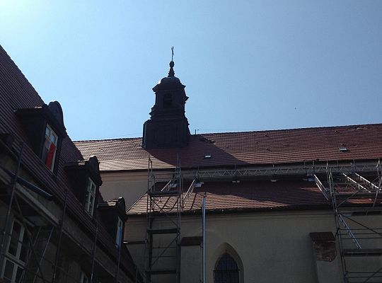 Grafika #5: Gniezno: nawałnica uszkodziła dach