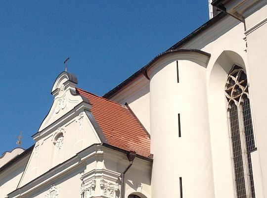 Grafika #10: Gniezno: nawałnica uszkodziła dach