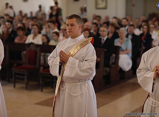 Grafika #13: Święcenia 2017