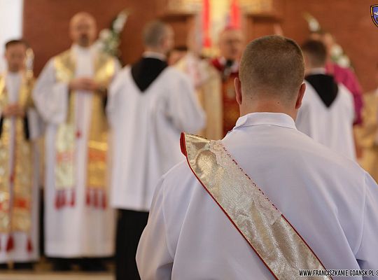 Grafika #26: Święcenia 2017