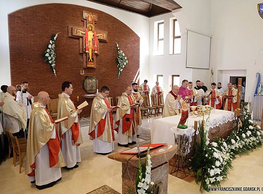 Grafika #53: Święcenia 2017