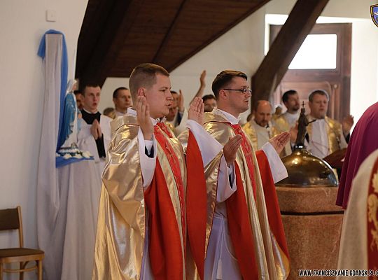 Grafika #58: Święcenia 2017