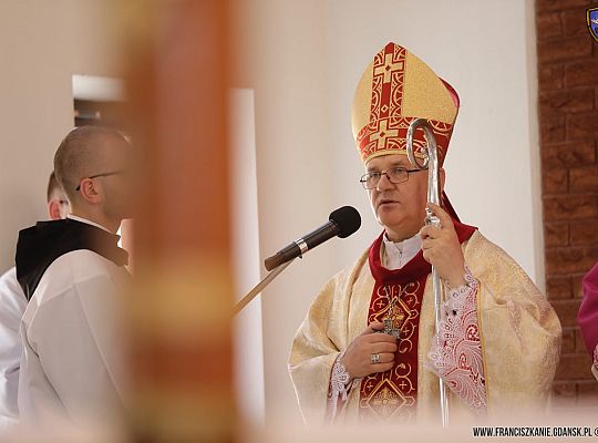 Grafika #69: Święcenia 2017