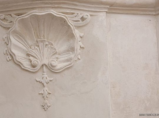 Grafika #21: Wilno: Renowacja balustrady chóru