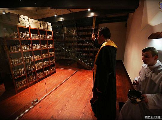 Grafika #12: Gniezno: poświęcenie biblioteki prowincjalnej