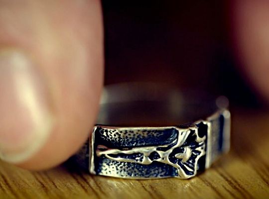 Grafika #10: Pokój & Dobro: zapowiedź teledysku