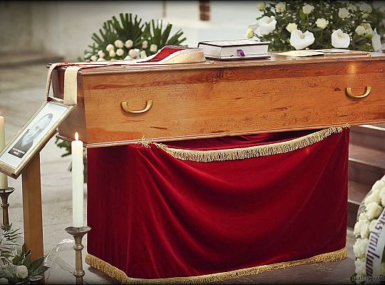 Grafika #7: Pogrzeb o. Bogusława Kucy