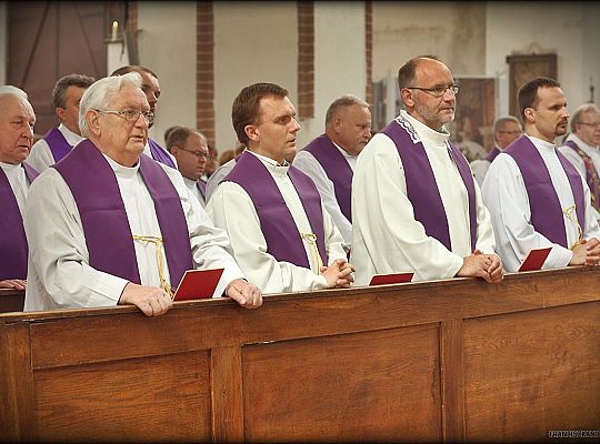 Grafika #21: Pogrzeb o. Bogusława Kucy