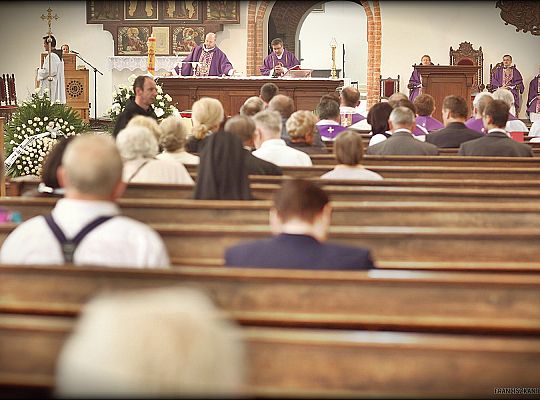 Grafika #22: Pogrzeb o. Bogusława Kucy