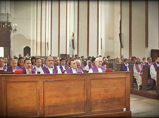 Grafika #30: Pogrzeb o. Bogusława Kucy