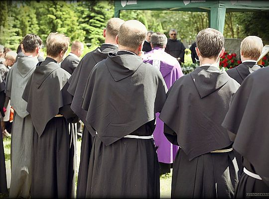 Grafika #49: Pogrzeb o. Bogusława Kucy