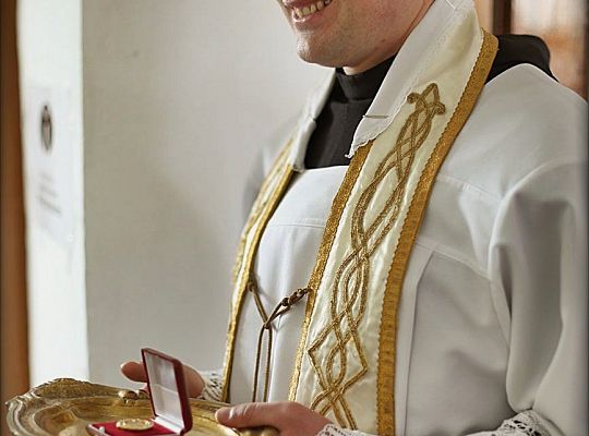 Grafika #1: Domasławice: poświęcenie kościoła