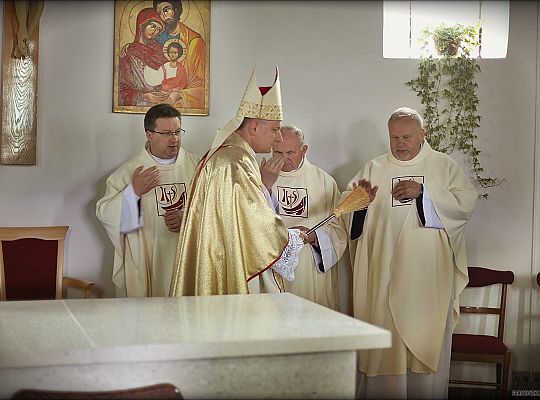 Grafika #9: Domasławice: poświęcenie kościoła