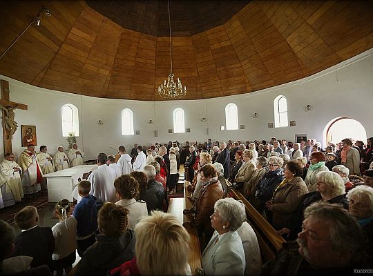 Grafika #20: Domasławice: poświęcenie kościoła