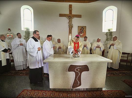 Grafika #31: Domasławice: poświęcenie kościoła