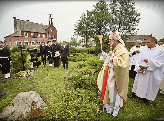 Grafika #62: Domasławice: poświęcenie kościoła