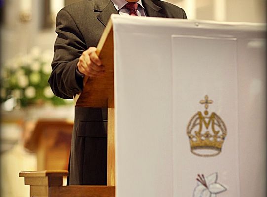 Grafika #43: Jubileusz Radia Niepokalanów