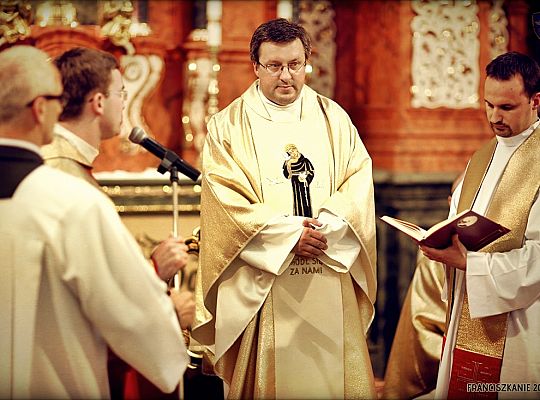 Grafika #19: Poznań: krzyż misyjny dla o. Roberta