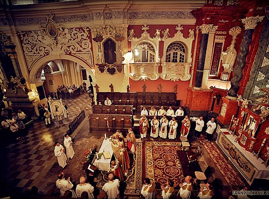 Grafika #45: Poznań: krzyż misyjny dla o. Roberta