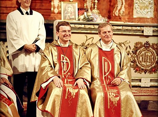 Grafika #54: Poznań: krzyż misyjny dla o. Roberta