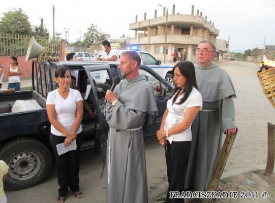 Grafika #7: Santo Domingo: rocznica śmierci o. Mirka