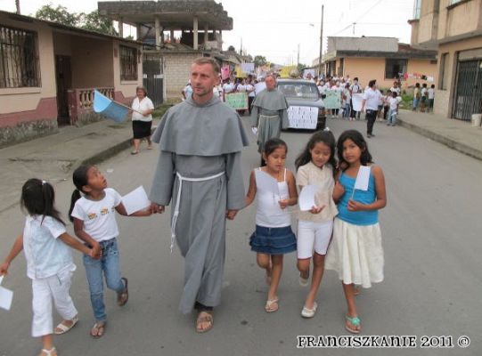 Grafika #14: Santo Domingo: rocznica śmierci o. Mirka
