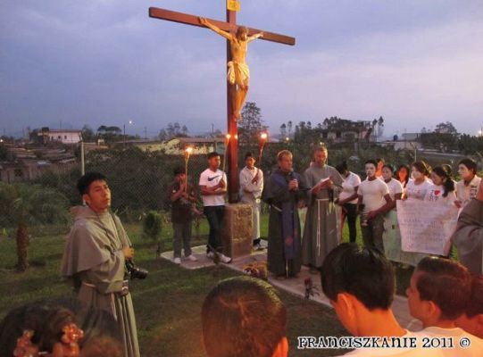 Grafika #26: Santo Domingo: rocznica śmierci o. Mirka