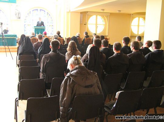 Grafika #5: Gniezno: sympozjum na 800-lecie istnienia zakonu św. Klary