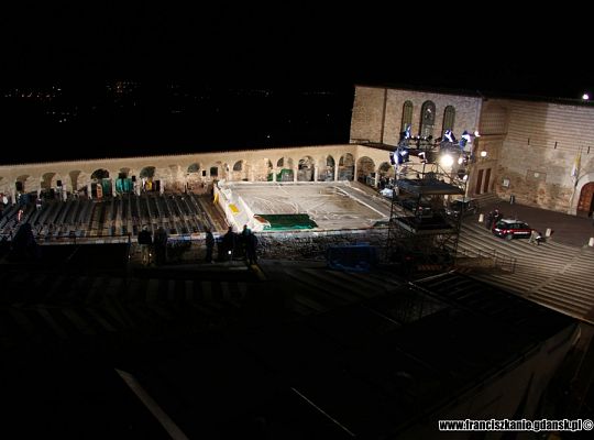 Grafika #3: Benedykt XVI w Asyżu: ostatnie przygotowania