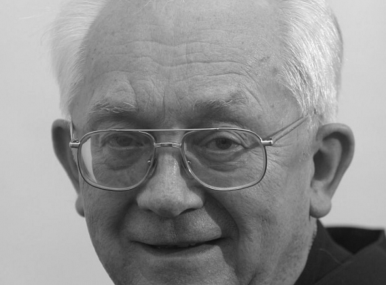 Grafika #1: Zmarł o. Beniamin Banaszuk