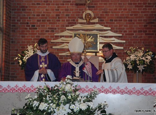 Grafika #22: Pogrzeb o. Witolda Grala