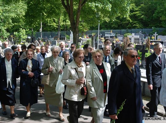 Grafika #32: Pogrzeb o. Witolda Grala