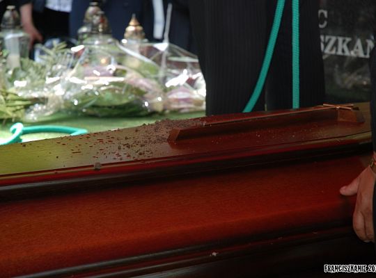 Grafika #41: Pogrzeb o. Witolda Grala