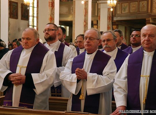 Grafika #2: Pogrzeb o. Efrema Mikołajczuka