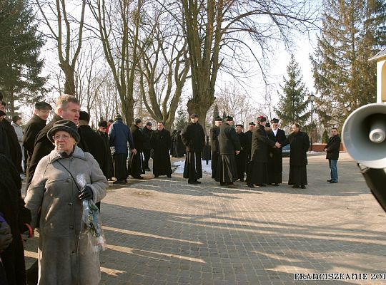 Grafika #24: Pogrzeb o. Efrema Mikołajczuka