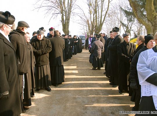 Grafika #27: Pogrzeb o. Efrema Mikołajczuka