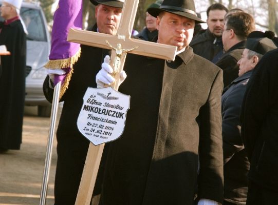 Grafika #29: Pogrzeb o. Efrema Mikołajczuka