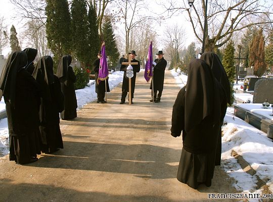 Grafika #30: Pogrzeb o. Efrema Mikołajczuka