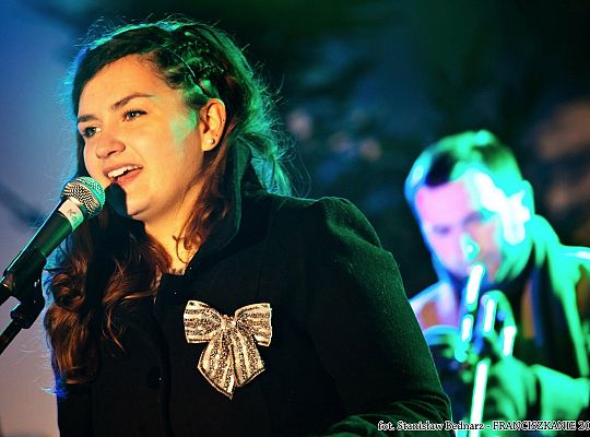 Grafika #3: Gdańsk: kolędy na macie u franciszkanów