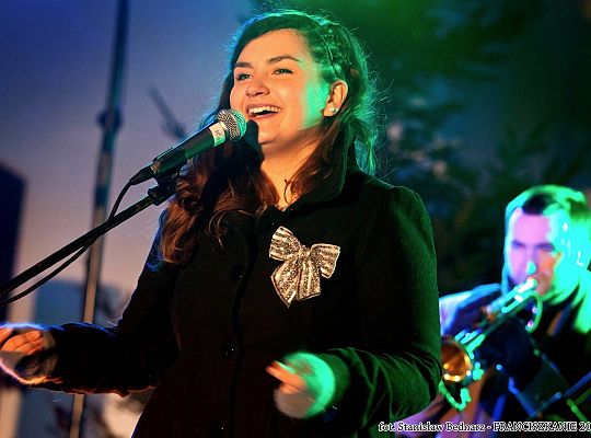 Grafika #6: Gdańsk: kolędy na macie u franciszkanów