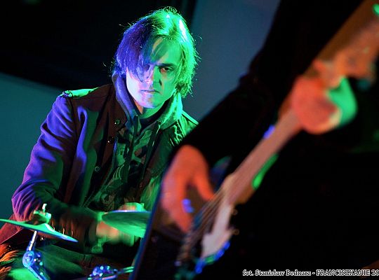 Grafika #7: Gdańsk: kolędy na macie u franciszkanów