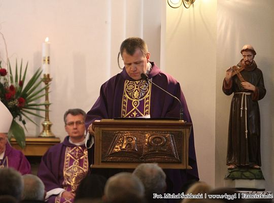 Grafika #0: Kołobrzeg: Msza św. żałobna w intencji o. Mirosława Karczewskiego