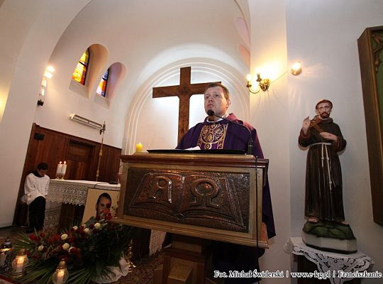 Grafika #9: Kołobrzeg: Msza św. żałobna w intencji o. Mirosława Karczewskiego