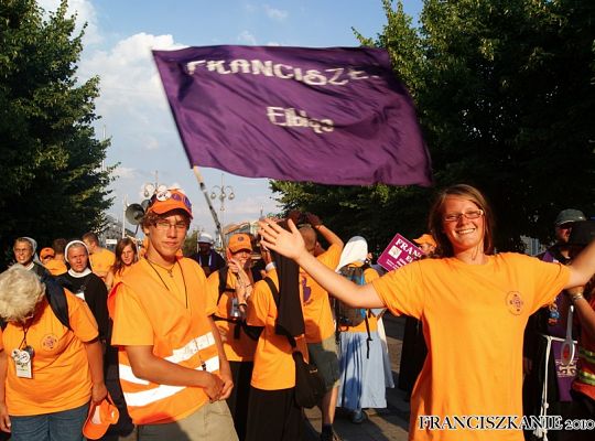 Grafika #21: Pół dnia na franciszkańskiej pielgrzymce