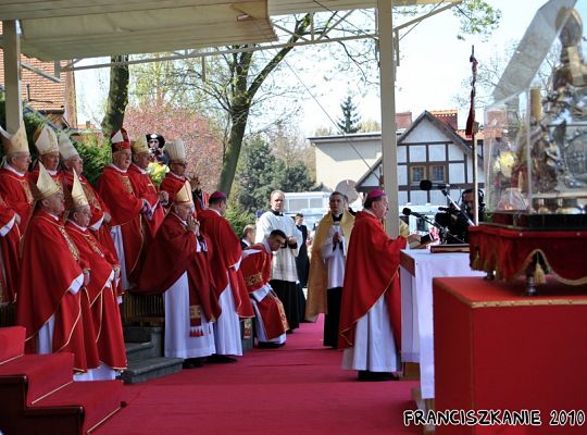 Grafika #8: Gniezno: franciszkanie na obchodach wojciechowych