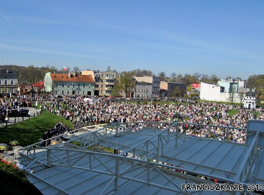Grafika #11: Gniezno: franciszkanie na obchodach wojciechowych