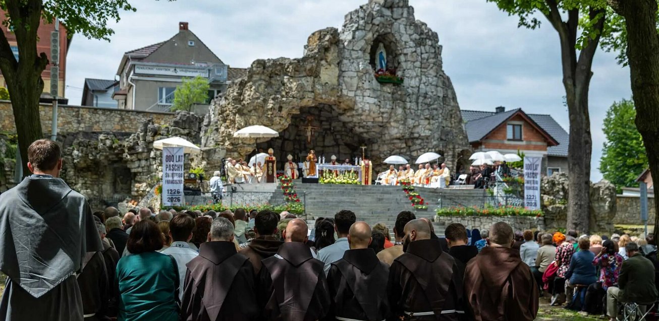 Grafika 800-lecie Paschy św. Franciszka