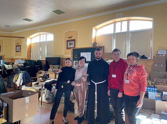 Grafika #5: Franciszkanie z Olsztyna włączają się w pomoc Ukrainie